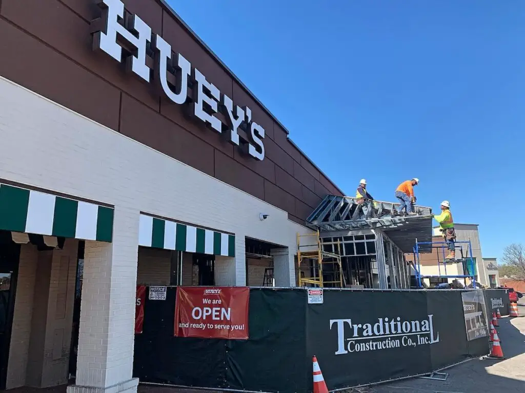 Huey's Poplar Temporarily Closing for Renovations